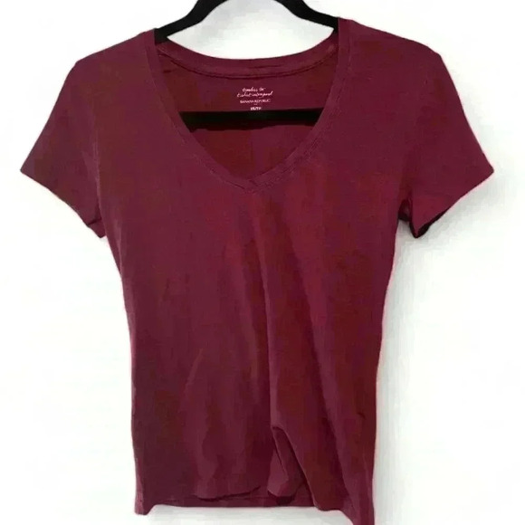 Banana Republic Tops - Banana Republic Women's XS Maroon V-Neck Short Sleeve T-Shirt Casual
